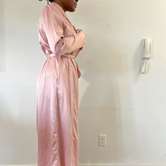 Silk trench coat - Picture 2 of 3